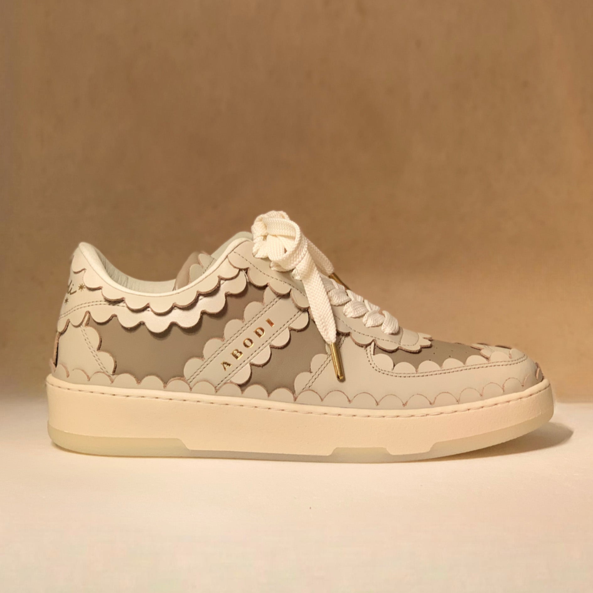 Vespera Sneaker Biscotti - ABODI TRANSYLVANIA